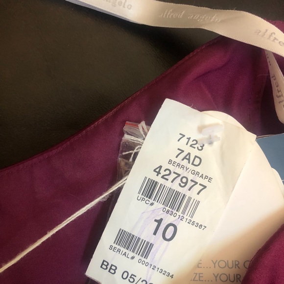 Alfred Angelo Bridesmaid Dress - Picture 4 of 4